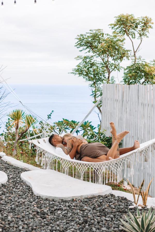 Polilit Tropical Glamping Nusa Penida - Private Romantic Seaside Bungalow Diamond Beach מראה חיצוני תמונה